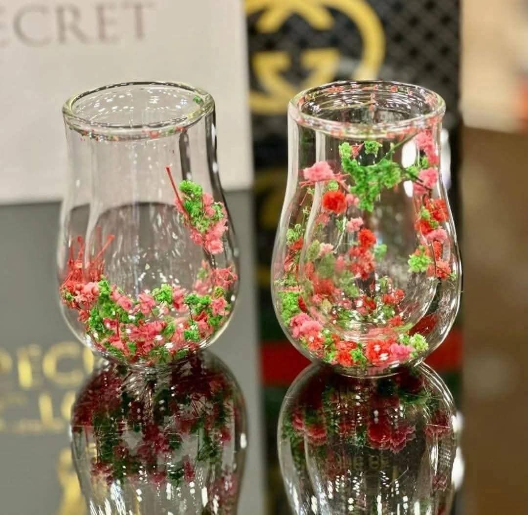 Double Wall Glass Cup with Real Dried Flowers - Insulated Coffee Tea Mug Gift